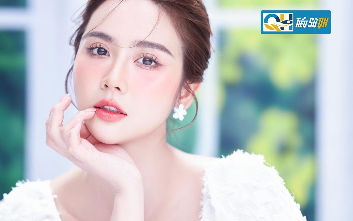 Tiểu Sử Của Huyền Lizzie: Sự Nghiệp Và Hôn Nhân